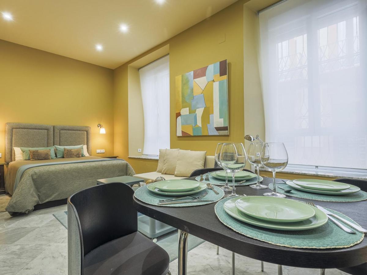 Tomas De Ibarra Appartement Sevilla Buitenkant foto